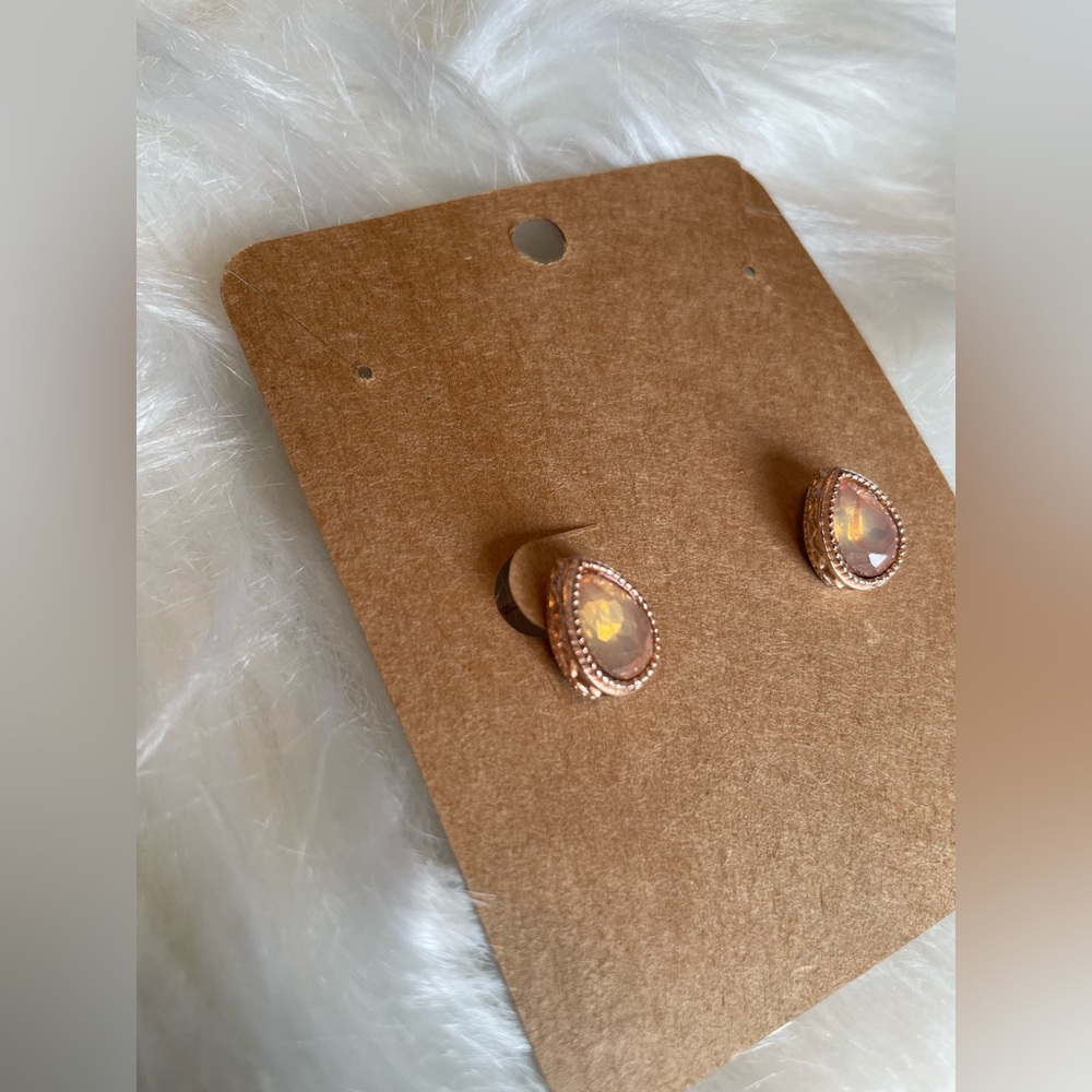 TEAR DROP ROSE GOLD STUDS